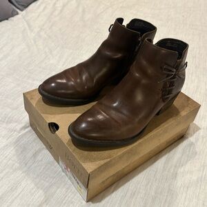 Born boots - dark brown